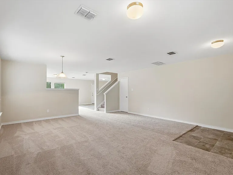 3009 Dusty Oak Dr — Photo 4