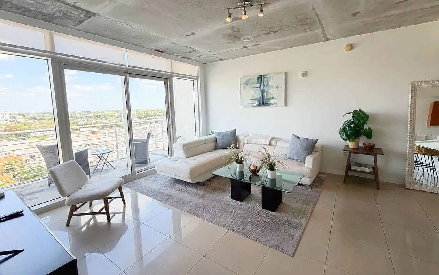 2 bed, 2.0 bath, 1076 sqft, $6,641 — Photo 1