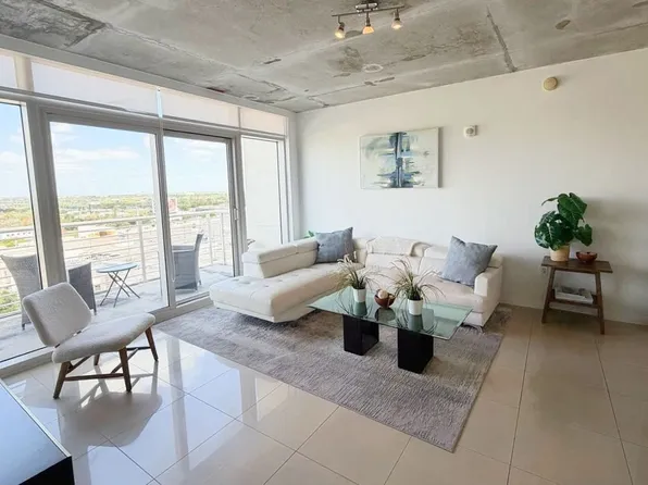 3250 NE 1st Ave, Miami, FL