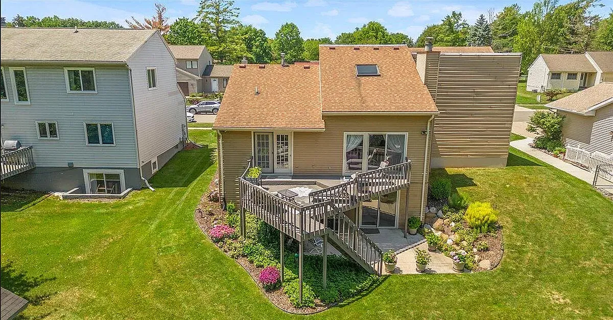 Building Photo - 2352 Graystone Dr