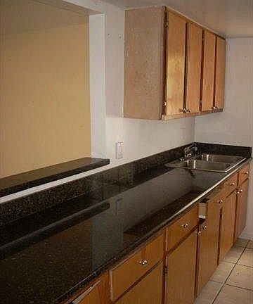 3rd image of 6921 Yorktown Dr