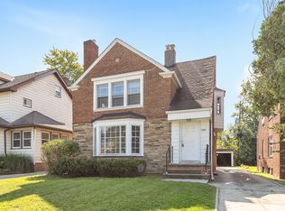 13616 Cedar Rd #2, Cleveland, OH 44118