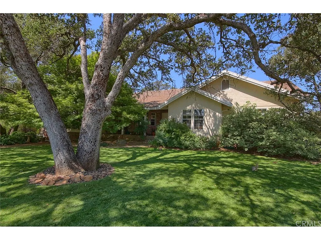 2630 Oak Woods Ct photo 1