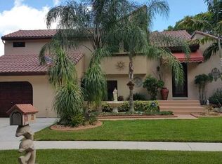 12220 Garden Dr, Cooper City, FL 33026