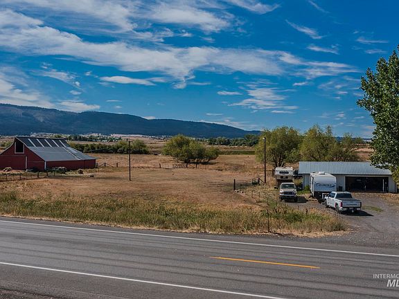5th image of 196 Highway 95 N