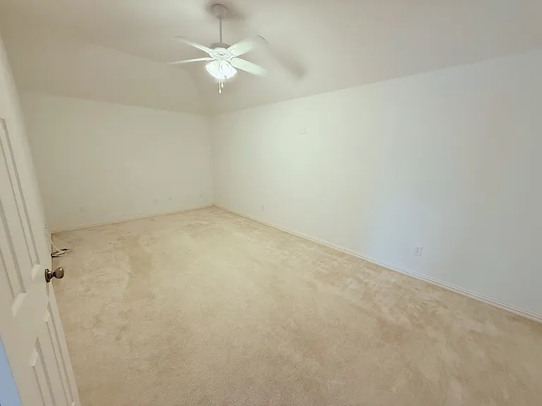 5612 Leven Ln — Photo 19