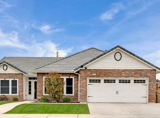 14634 Pomegranate Ave, Bakersfield, CA 93314