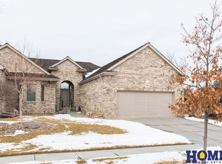 2616 Rokeby Rd, Lincoln, NE 68512