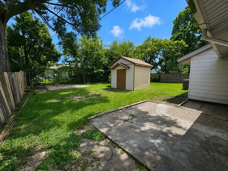 2914 Tarpey Ave — Photo 12
