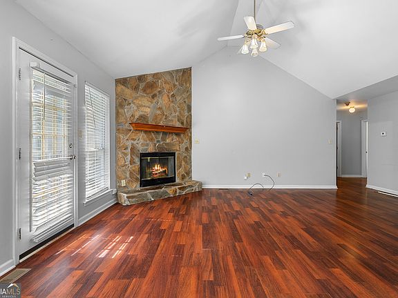 5th image of 150 Marsha Way