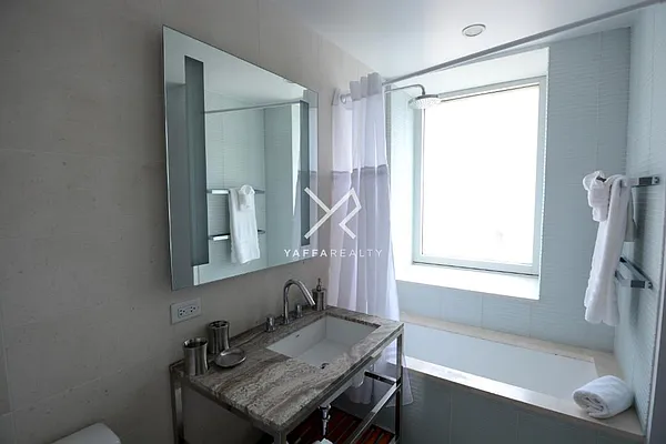 Rented by Yaffa Realty LLC | media 30