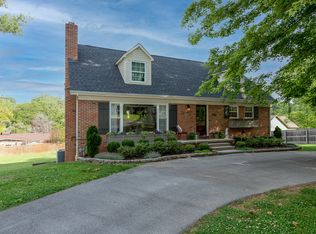 105 Hummingbird Dr, Maryville, TN 37803
