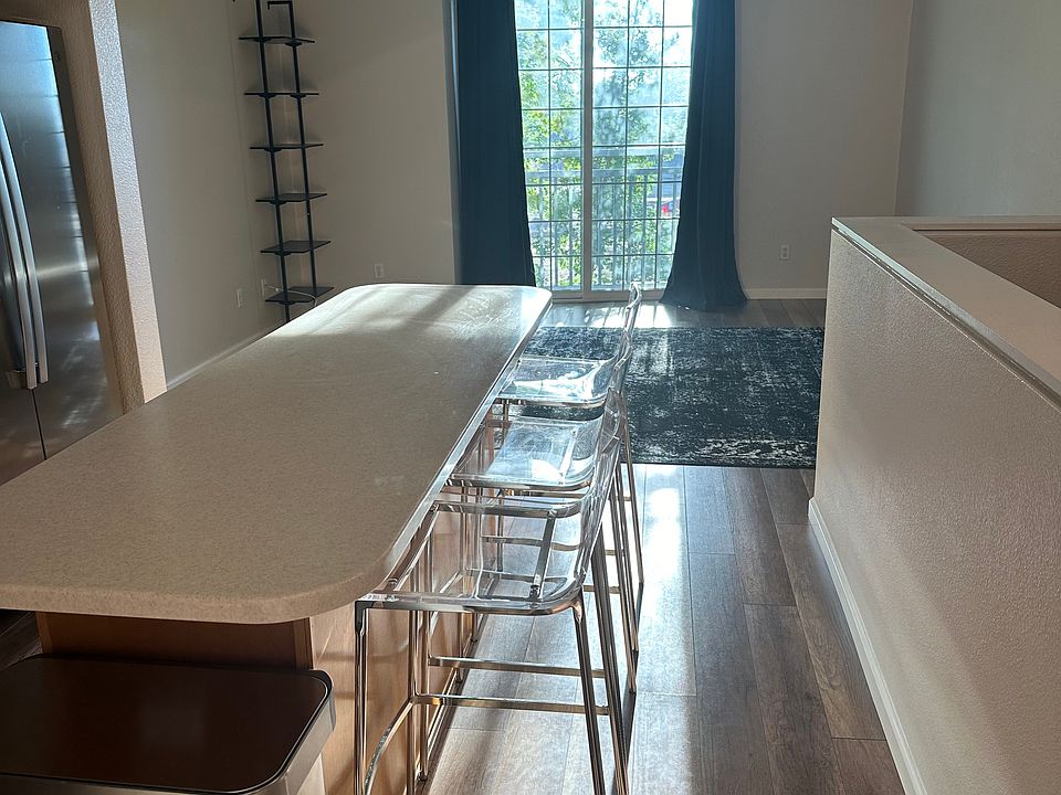 Middle floor- facing living room