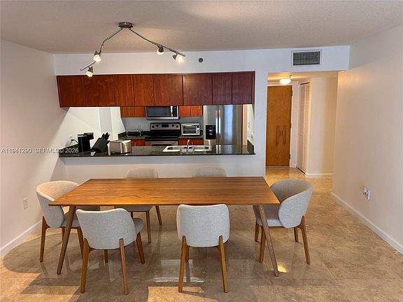 2nd image of 1200 Brickell Bay Dr APT 1708