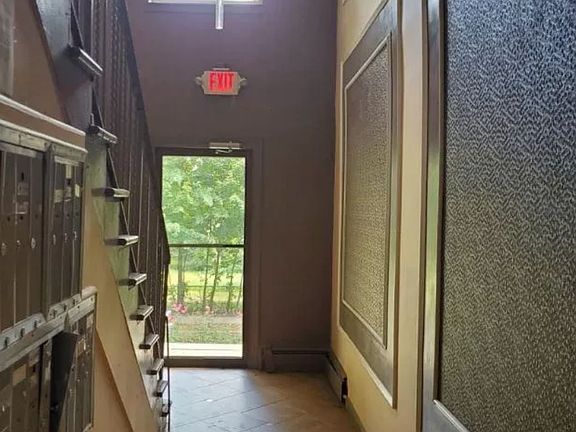 5th image of 375 Park Ave #43