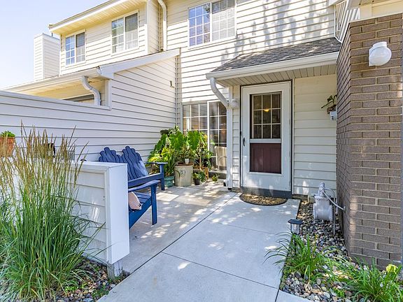 3rd image of 12822 Echo Ln