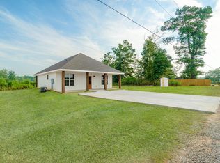 74 D Jones Rd, Sumrall, MS 39482