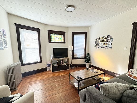 3rd image of 692 Columbia Rd #3A