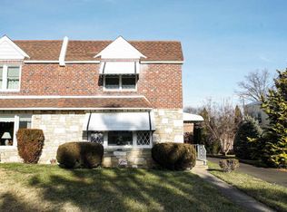 1029 Chesworth Rd, Philadelphia, PA 19115