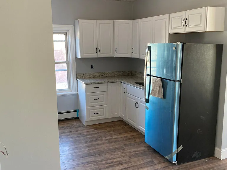 17 Washburn St #2 — Photo 10
