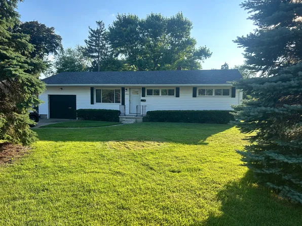 5753 Yermo Dr, Toledo, OH 43613