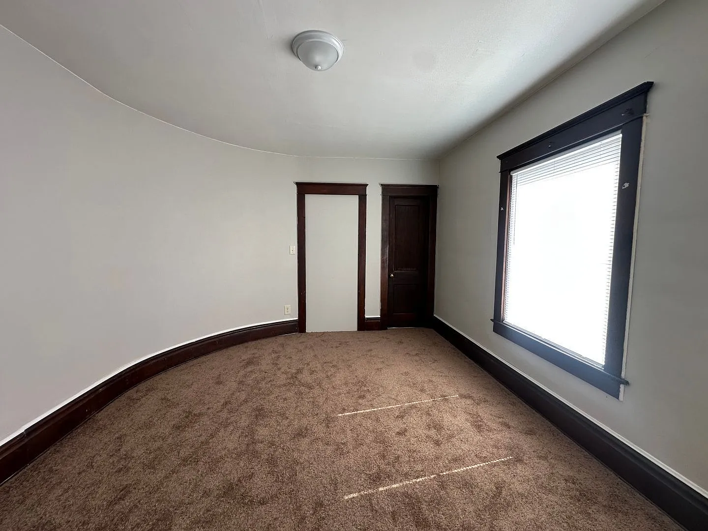1 bed, 1.0 bath, $725 — Photo 3