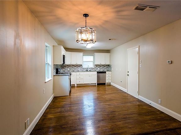 4th image of 7216 Karen Dr