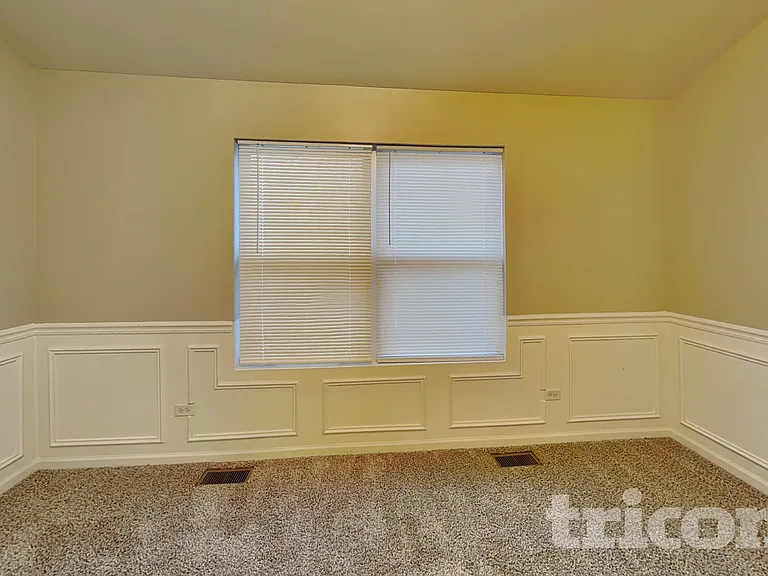 8007 Shady Oak Rd — Photo 6