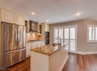 8 Navesink Ct, Long Branch, NJ 07740
