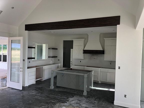 2nd image of 5605 Sabino Ct