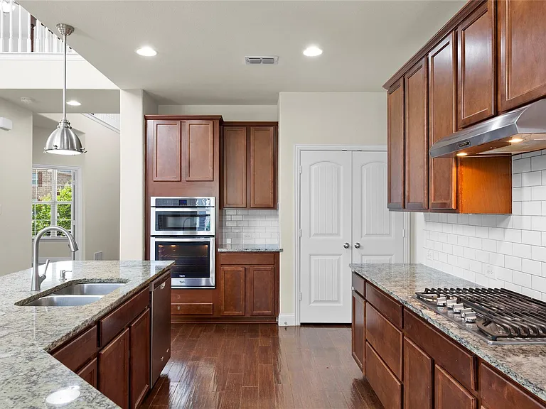 2678 Calmwood Dr — Photo 8