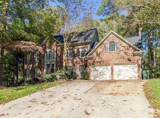 106 Windfall Ct, Cary, NC 27518