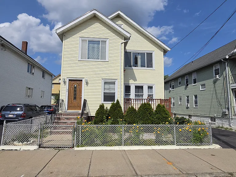 40 Englewood Ave #2 — Photo 1