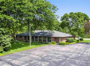 2330 Meadow Park Dr, Bellevue, WI 54311