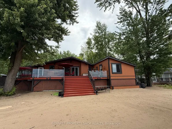 4240 Armitage Ave, Ottawa, ON K0A 1T0
