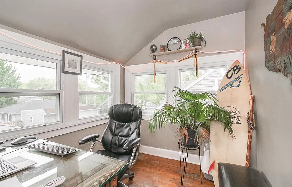 4027 West 210th Street - 1 — Photo 3