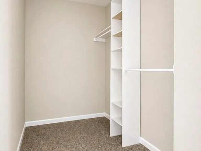 290 Gethings Cir #290 — Photo 10