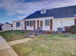 130 Plymouth Ln #D, Monroe Township, NJ 08831