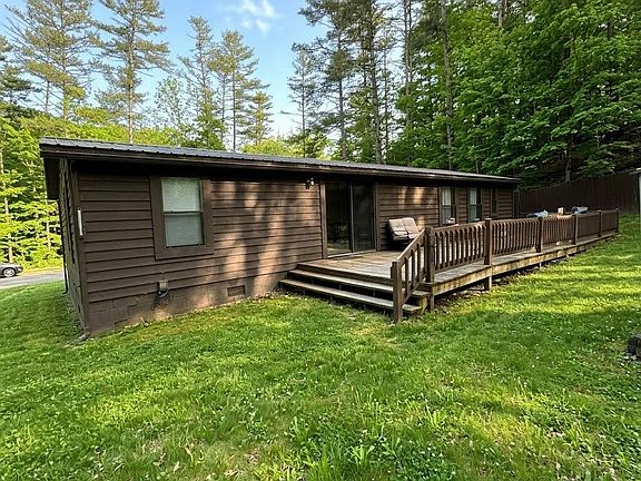 2nd image of 3136 Beaver Creek Rd