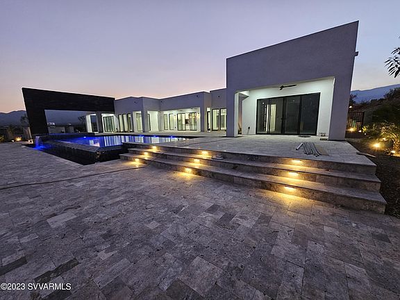 3rd image of 3035 S Loreto Trail