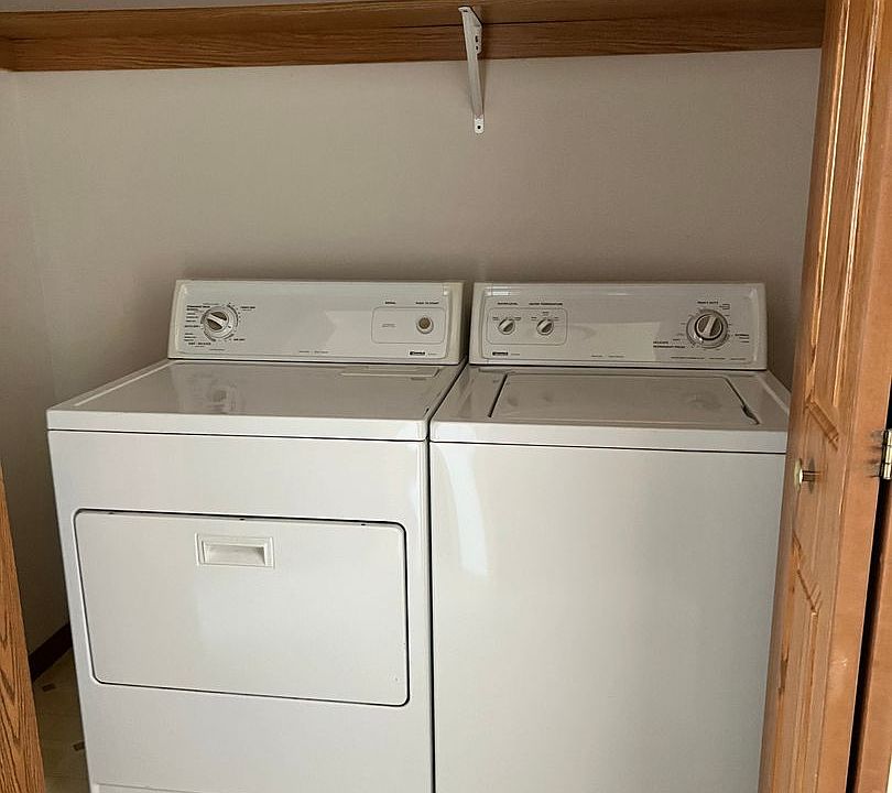 Mapleton Apartments 1600 Mapleton Ave Bismarck ND Zillow