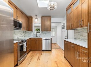 1109 S Abbey Cir, Boise, ID 83705