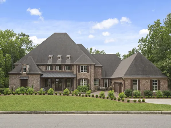 135 Wild Mdws, Hattiesburg, MS 39402