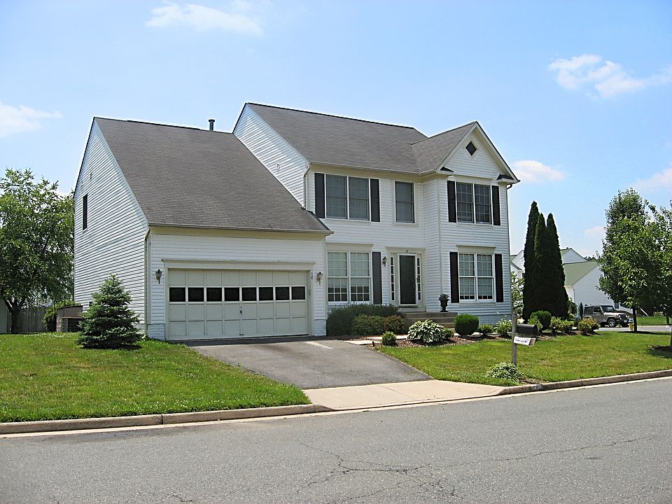 1st image of 18 Brush Everard Ct
