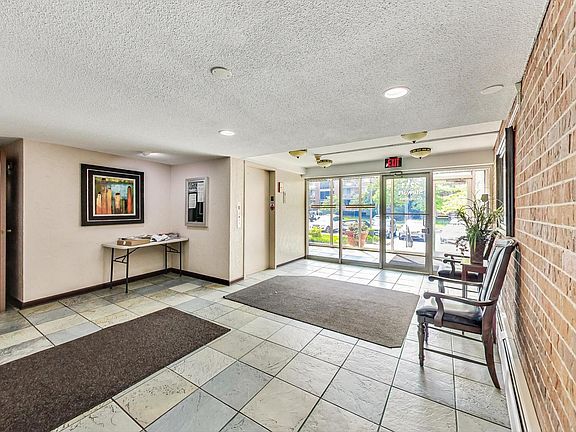 3rd image of 2211 S Stewart Ave APT 1E
