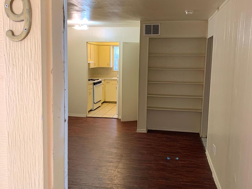 1st image of 2405 Louise St APT 9