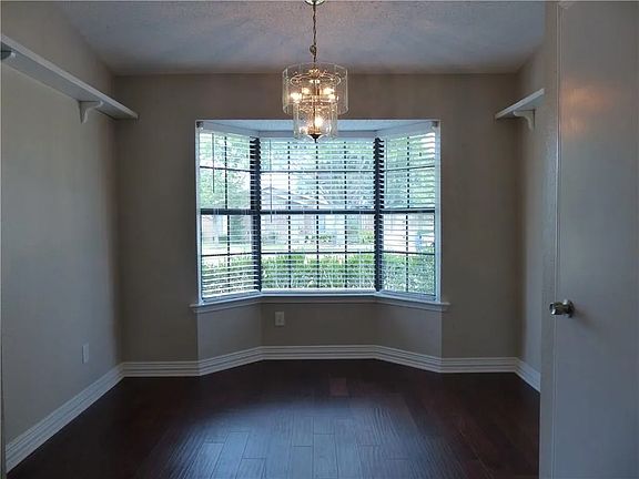 5th image of 4101 Fletcher Dr