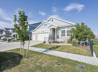 294 S Hayes Well Ln, Saratoga Springs, UT 84045
