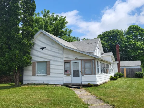 112 N 21st St, New Castle, IN 47362