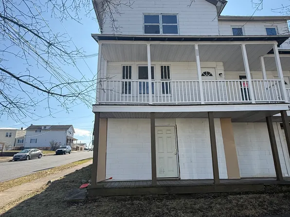 295 State St, Nanticoke, PA 18634